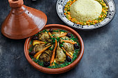 marokkanische-stajine-mit-huhn-und-karotten-kopierraum.jpg?b=1&s=170x170&k=20&c=uYQM2Ic7Gd_7gffKXa2QBhaZZA-SgdBiwZTL21bwnOE=