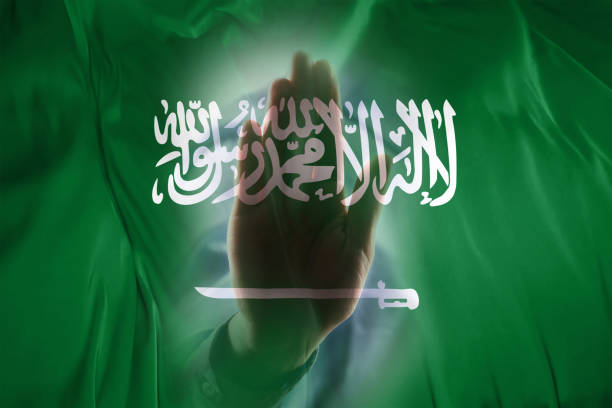 flaga arabii saudyjskiej z hand stop sign / koncepcja flagi (kliknij, aby uzyskać więcej informacji) - flag of jihad zdjęcia i obrazy z banku zdjęć