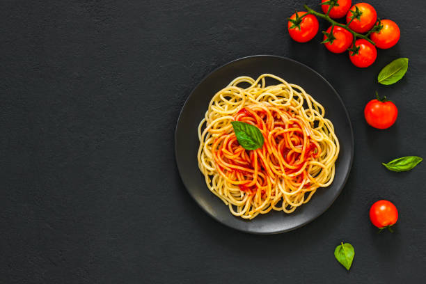 istock ?lassic italian spaghetti pasta with tomato sauce 1178674313