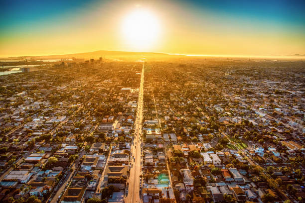롱 비치 캘리포니아 앳 더스크 - sunset district 뉴스 사진 이미지