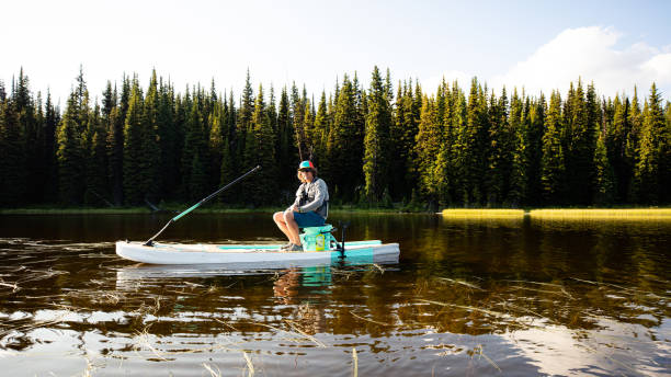 istock stand up paddle fishing 1178680317