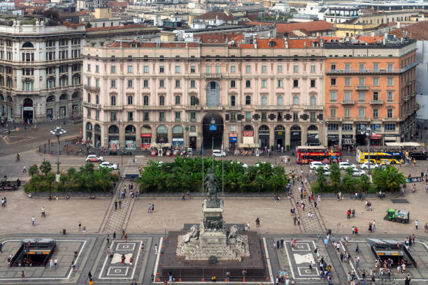 istock Milan - Piazza Del Duomo 1178695186