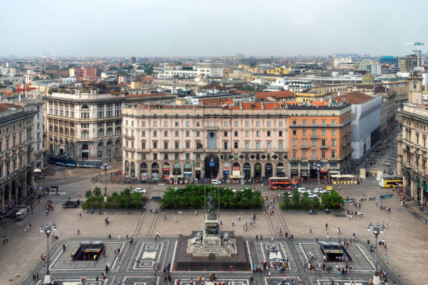 istock Milan - Piazza Del Duomo 1178695338