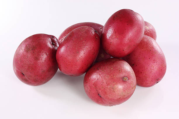 baby czerwony ziemniaki - red potato obrazy zdjęcia i obrazy z banku zdjęć