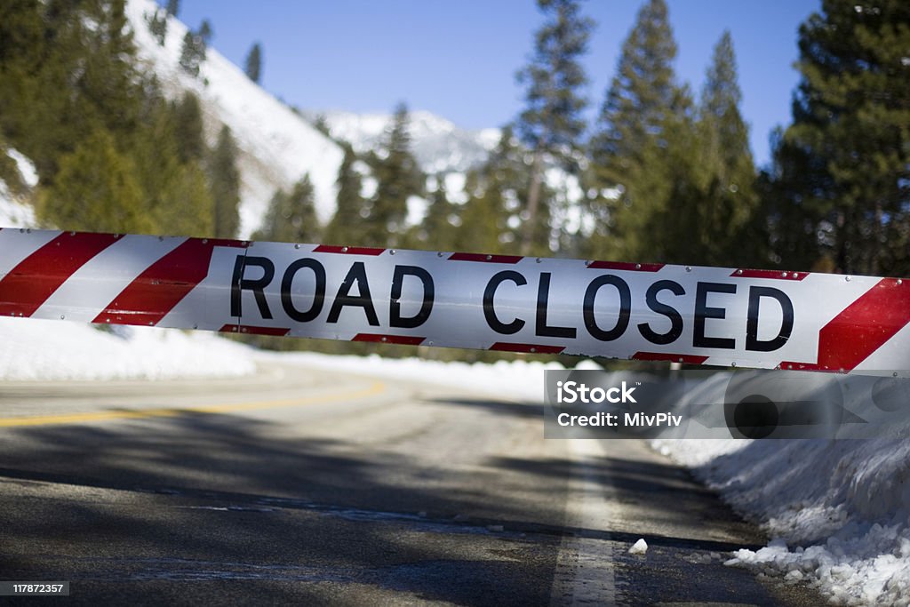 도로 문닫음 - 로열티 프리 도로 폐쇄 표지판 스톡 사진