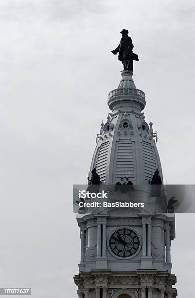 Photo libre de droit de Villes Ciel Est La Seule Limite banque d'images et plus d'images libres de droit de Mairie - Mairie, Philadelphie, Benjamin Franklin