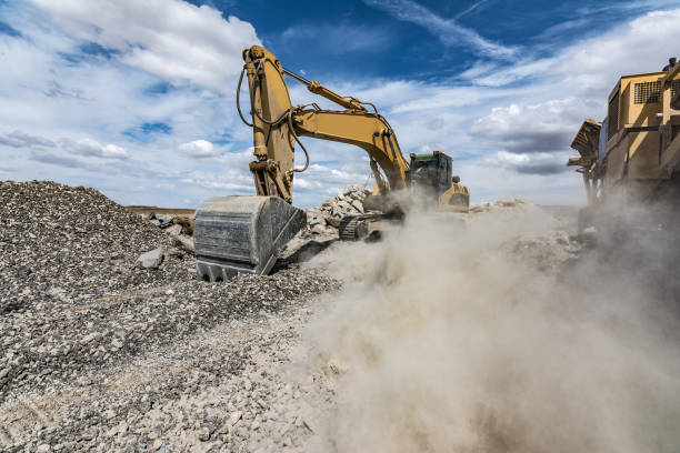 istock Excavator moving gravel in a quarry 1178728504
