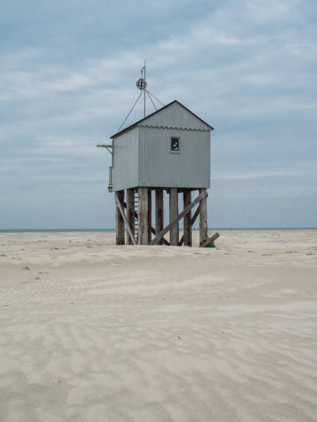 istock Emergency shelter on the beach of Terschelling, Netherlands 1178764209
