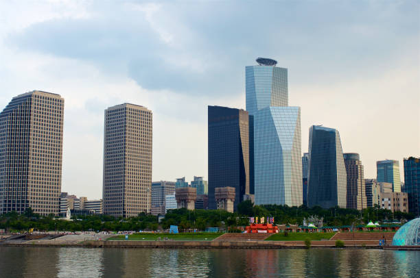 istock View to Yeoeuido buildings from the Hang river 1178787854