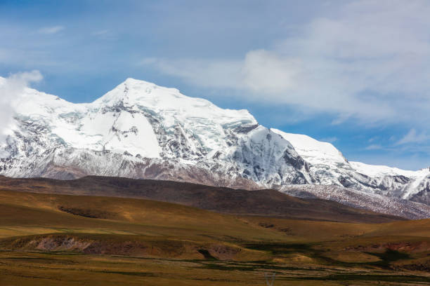 istock Snow Mountains in Tibet 1178789601