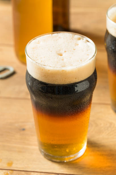 istock Alcoholic Cider and Beer Black Velvet 1178862966