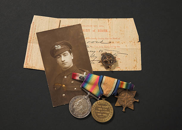 great war memorabilia - askeriye fotoğraflar stok fotoğraflar ve resimler