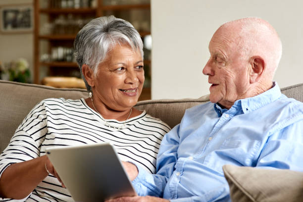 istock Their social life took a digital turn 1178884465