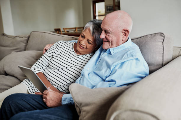 istock Keeping connected is key to independent living during retirement 1178886293
