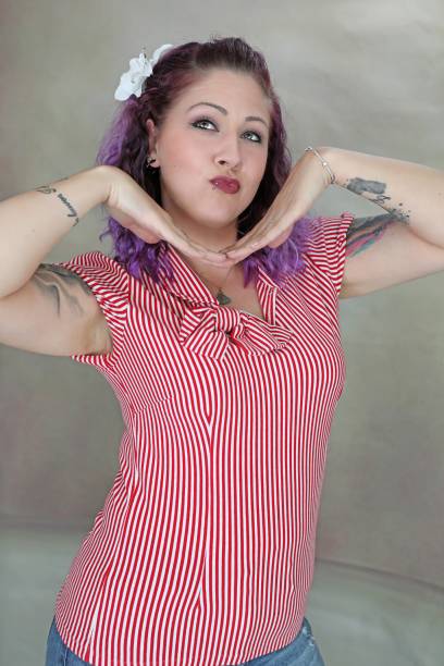 istock Retro Girl With Many Faces 1178899243