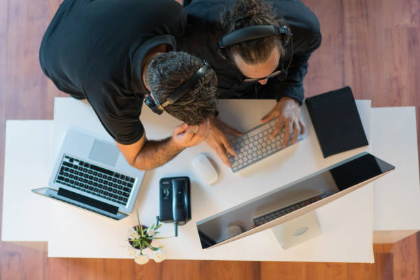 istock Our agents always know what to do 1178961162
