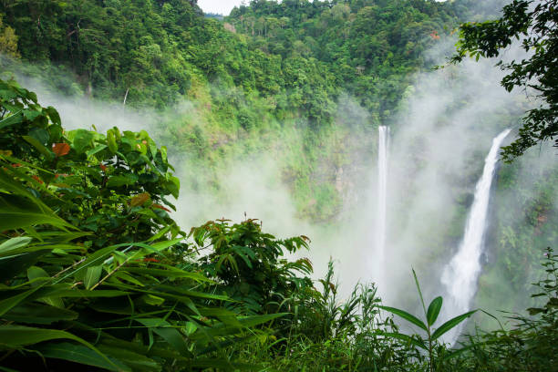 istock Wonderful Tad Fane waterfall in the mist. 1178971098