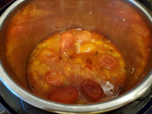 istock Tomato Soup In Pot 1179022310