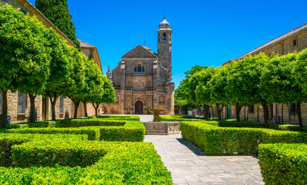 Summer sight in Ubeda with the beautiful church "Sacra Chapel of the Savior". Jaen, Andalusia, Spain. Summer sight in Ubeda with the beautiful church "Sacra Capilla del Salvador". Jaen, Andalusia, Spain. jaen stock pictures, royalty-free photos & images