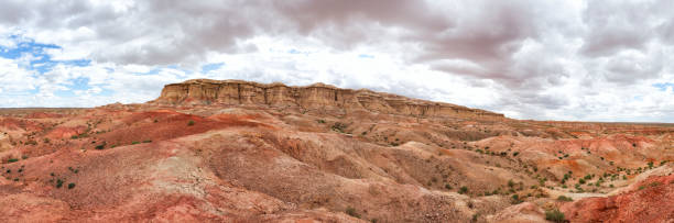 istock Tsagaan Suvarga, White Stupa, Gobi Desert - Mongolia 1179051249