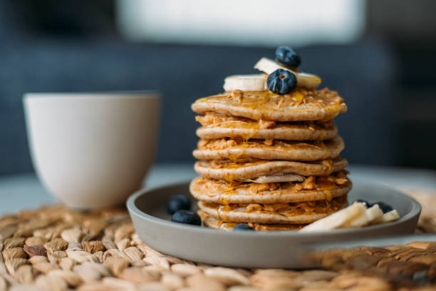 pancake fatti in casa - american cuisine foto e immagini stock