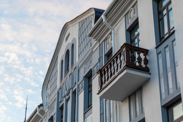 istock Diagonal view of pale building 1179150010