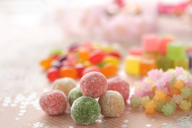 красочные японские традиционные сладости - gelatin dessert multi colored vibrant color celebration стоковые фото и изображения