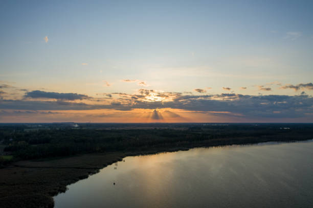istock HRD Sunset at lake aerial dji mavic 2 pro 1179152734