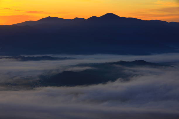 istock Sea of ​​clouds at dawn 1179256236