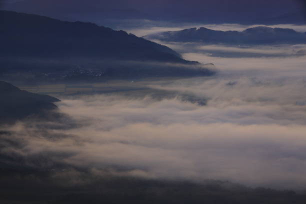 istock Sea of ​​clouds at dawn 1179256370