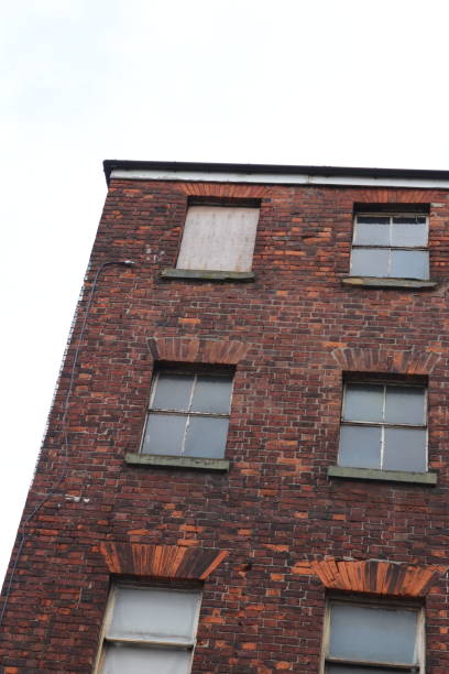 istock Manchester urban and industrial architecture 1179275792