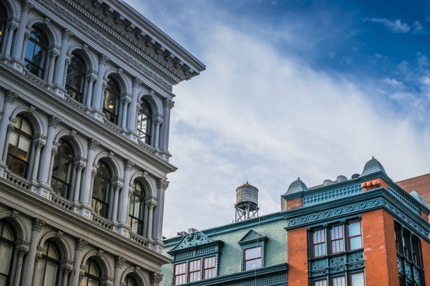 istock Historical New York buildings 1179301285