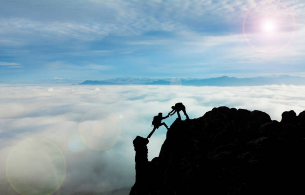 professional mountaineering guidance, co-decision making and assistance support