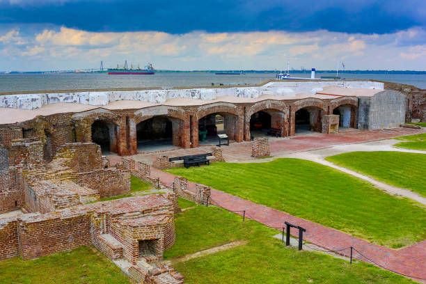 fort sumter - fuerte sumter fotos fotografías e imágenes de stock