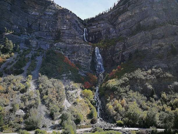 Bridal Veil Falls in Autumn colors Bridal Veil Falls in Autumn colors, Provo Canyon, Utah, United States provo stock pictures, royalty-free photos & images