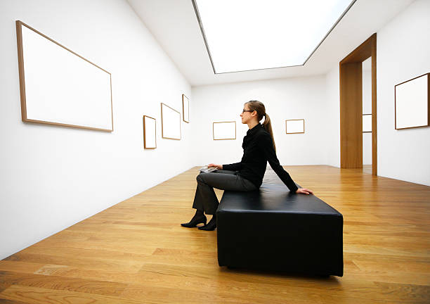 istock woman in a museum 117948318