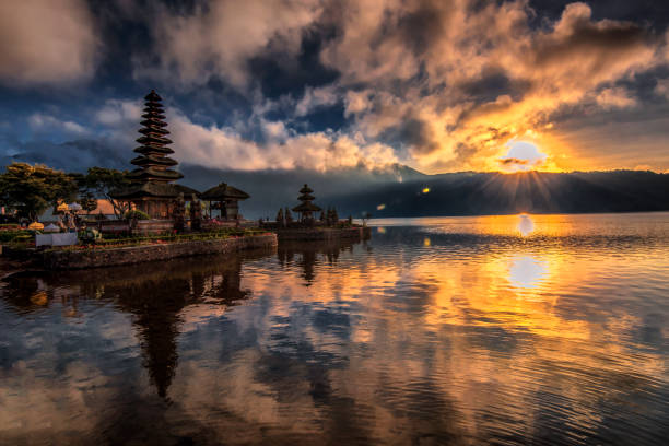 istock Sunrise at Ulun Danu Beratan Lake Temple, Tabanan Bali 1179510343