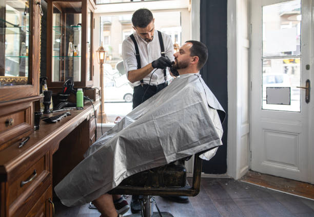 istock Shaving is a type of art 1179617758
