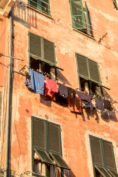 istock Italian apartment building detail 1179625355