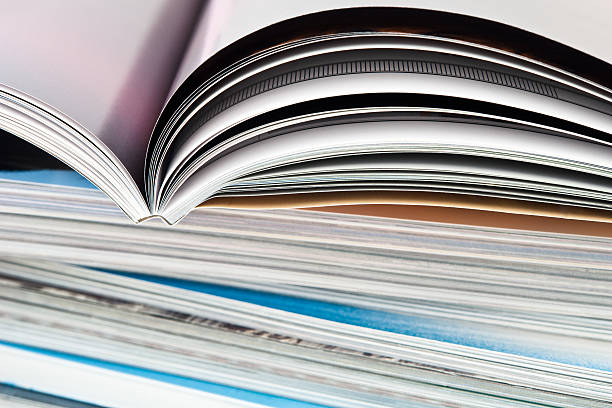 magazyny - document printing out expertise book zdjęcia i obrazy z banku zdjęć