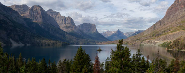 istock American Rocky Mountain Landscape 1179664855
