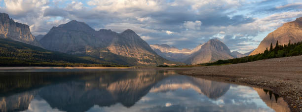istock American Rocky Mountain Landscape 1179664976