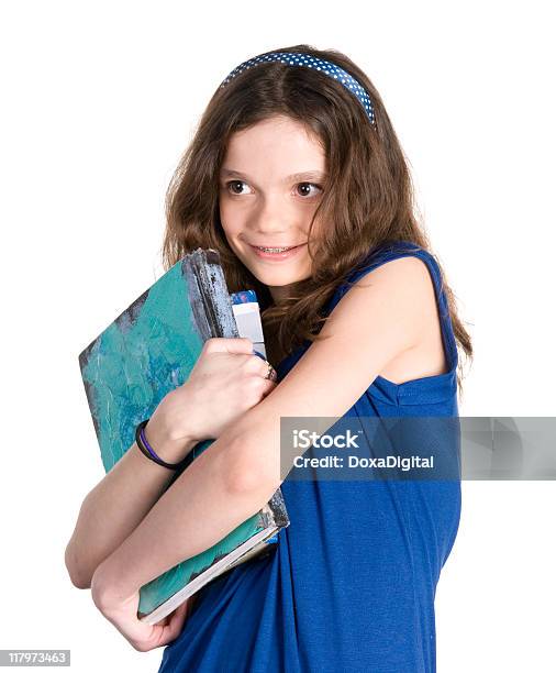 Niña En Edad Escolar Con Libros Foto de stock y más banco de imágenes de 12-13 años - 12-13 años, 14-15 años, Adolescencia