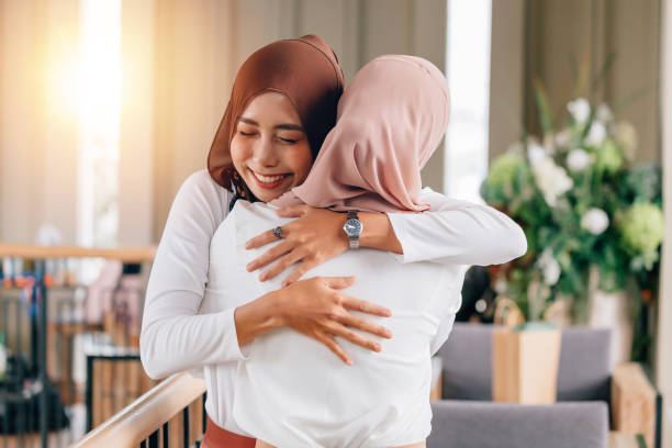 adab kepada teman menurut islam adab kepada teman menurut islam