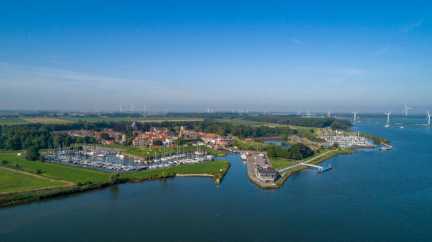 Aerial view of the fortified city of Willemstad, Moerdijk in the Province of Noord-Brabant, Netherlands. Star fortifications were developed in the late fifteenth centuries Aerial view of the fortified city of Willemstad, Moerdijk in the Province of Noord-Brabant, Netherlands. Star fortifications were developed in the late fifteenth centuries willemstad stock pictures, royalty-free photos & images