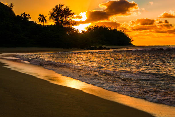 istock Tunnels Beach sunset, Kauai 1179852531
