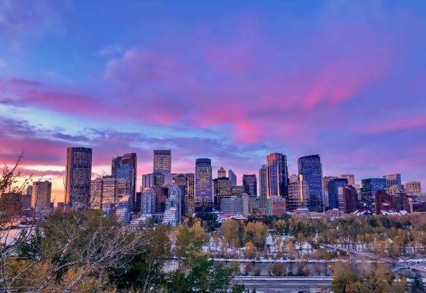istock Vibrant Morning City Sunrise 1179859899