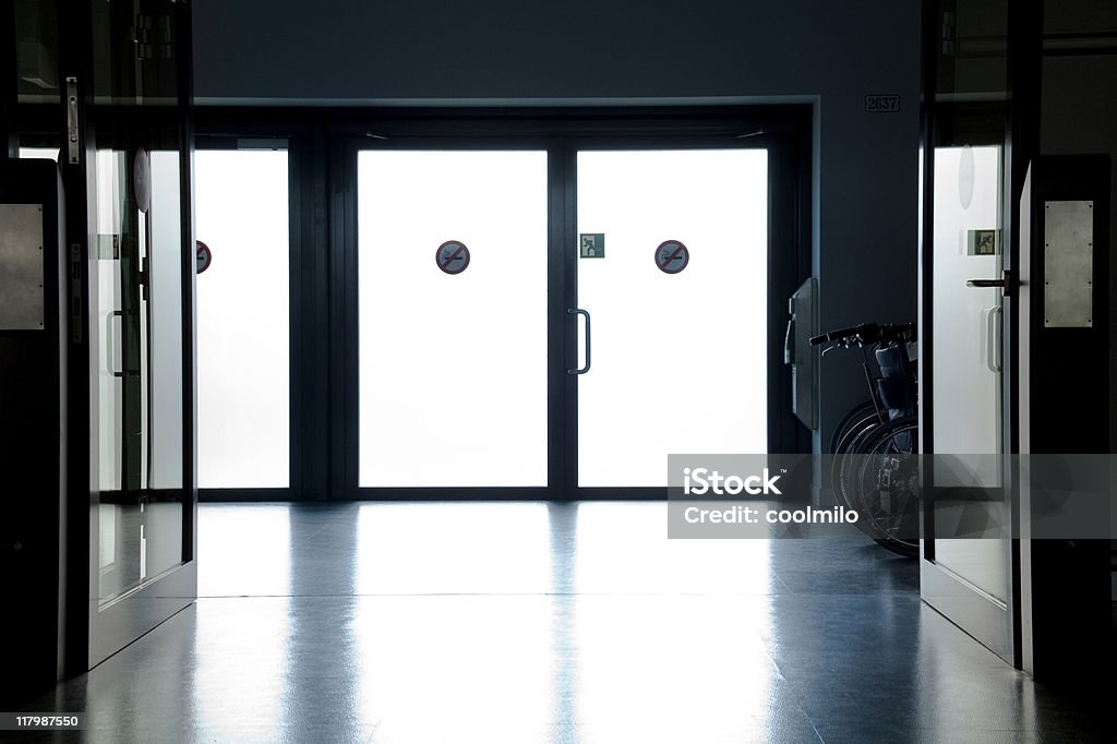 Hospital Eingang - Lizenzfrei Krankenhaus Stock-Foto