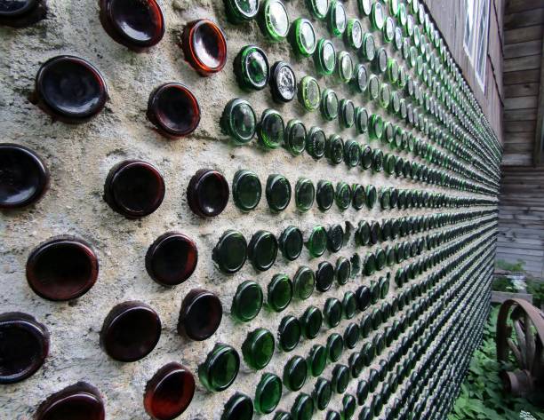 House wall made of glass bottles