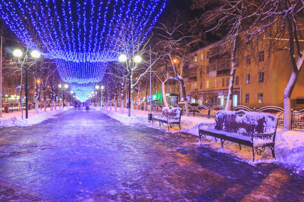 istock Cityscape with pedestrian mall 1179937739